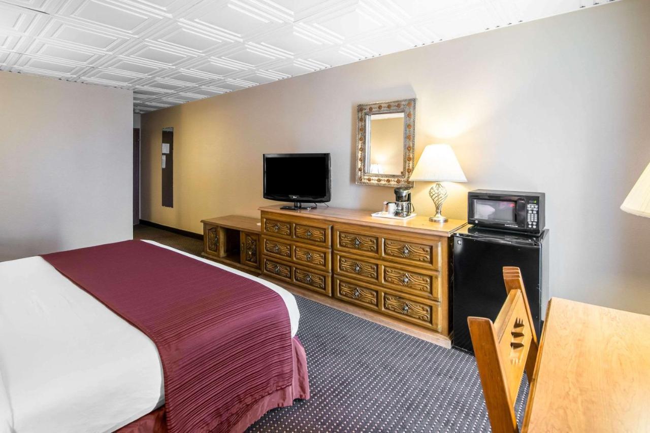 Quality Inn Taos Ngoại thất bức ảnh